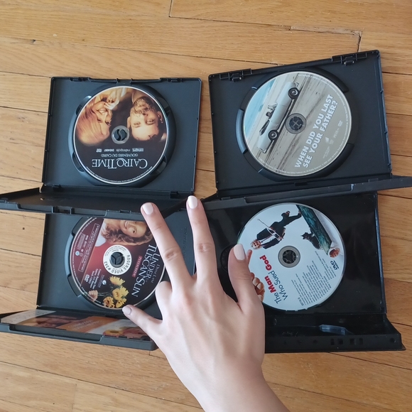 Lot of 4 DVDs - Picture 3 of 3